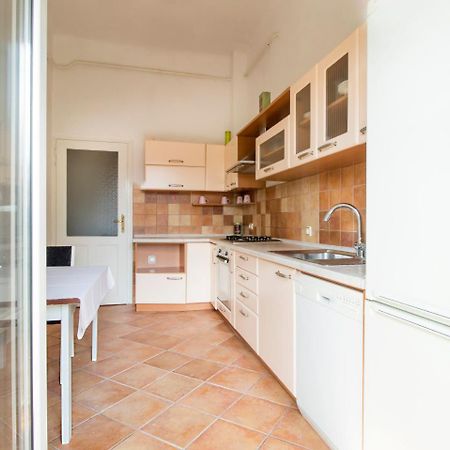 Guesthouse Centar 2 Zagreb Buitenkant foto