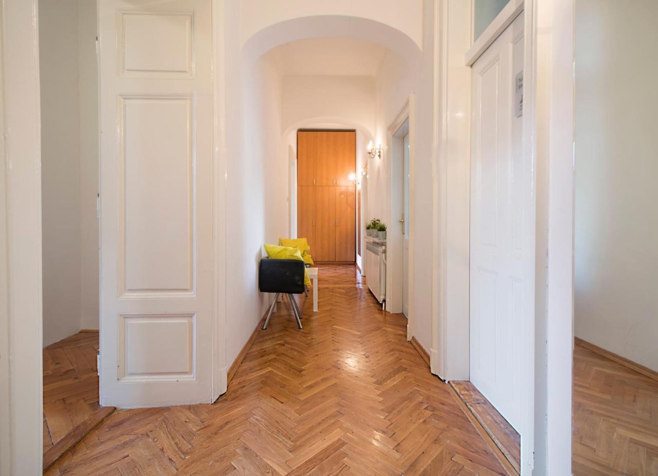 Guesthouse Centar 2 Zagreb Buitenkant foto